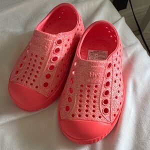 Native Kids Coral Slip-On Water Shoes